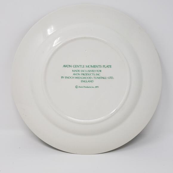 1975 Avon Gently Moments Goose + Gosling Gold-Trimmed Christmas Plate - Picture 2 of 10